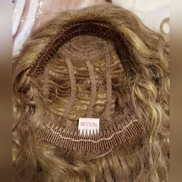 Revlon Inspirations add-on hair - Picture 2 of 3